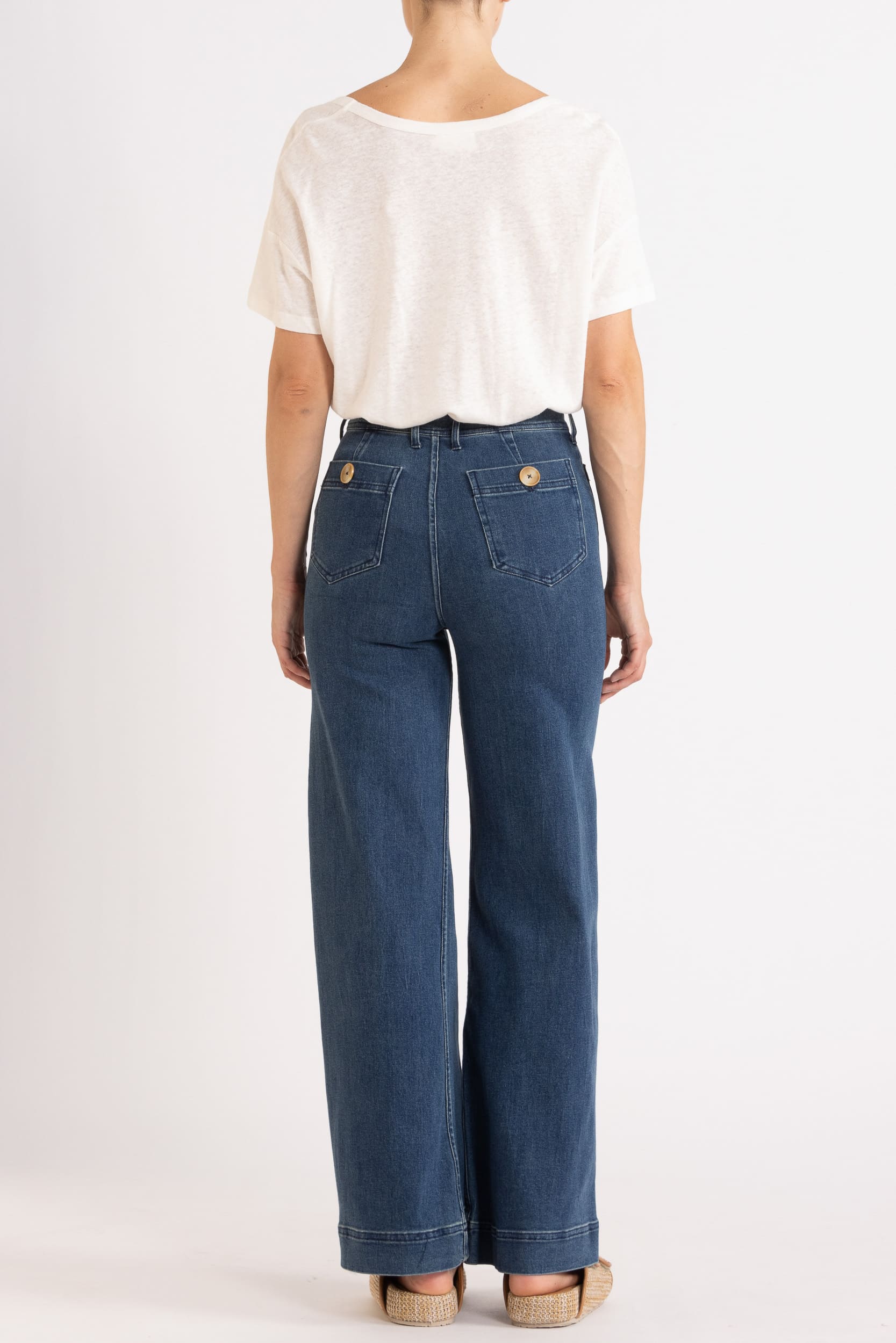 Sawyer V Neck Cotton-Linen T-Shirt
