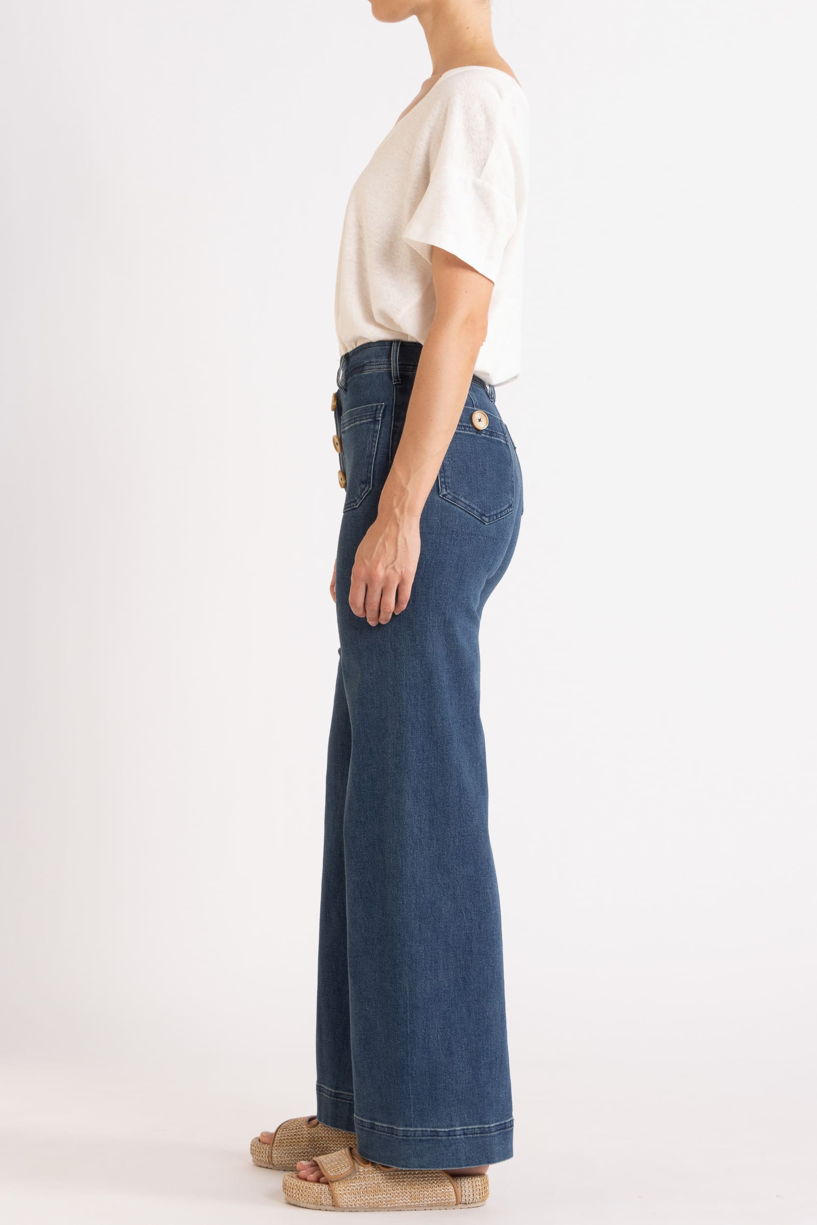 Sawyer V Neck Cotton-Linen T-Shirt