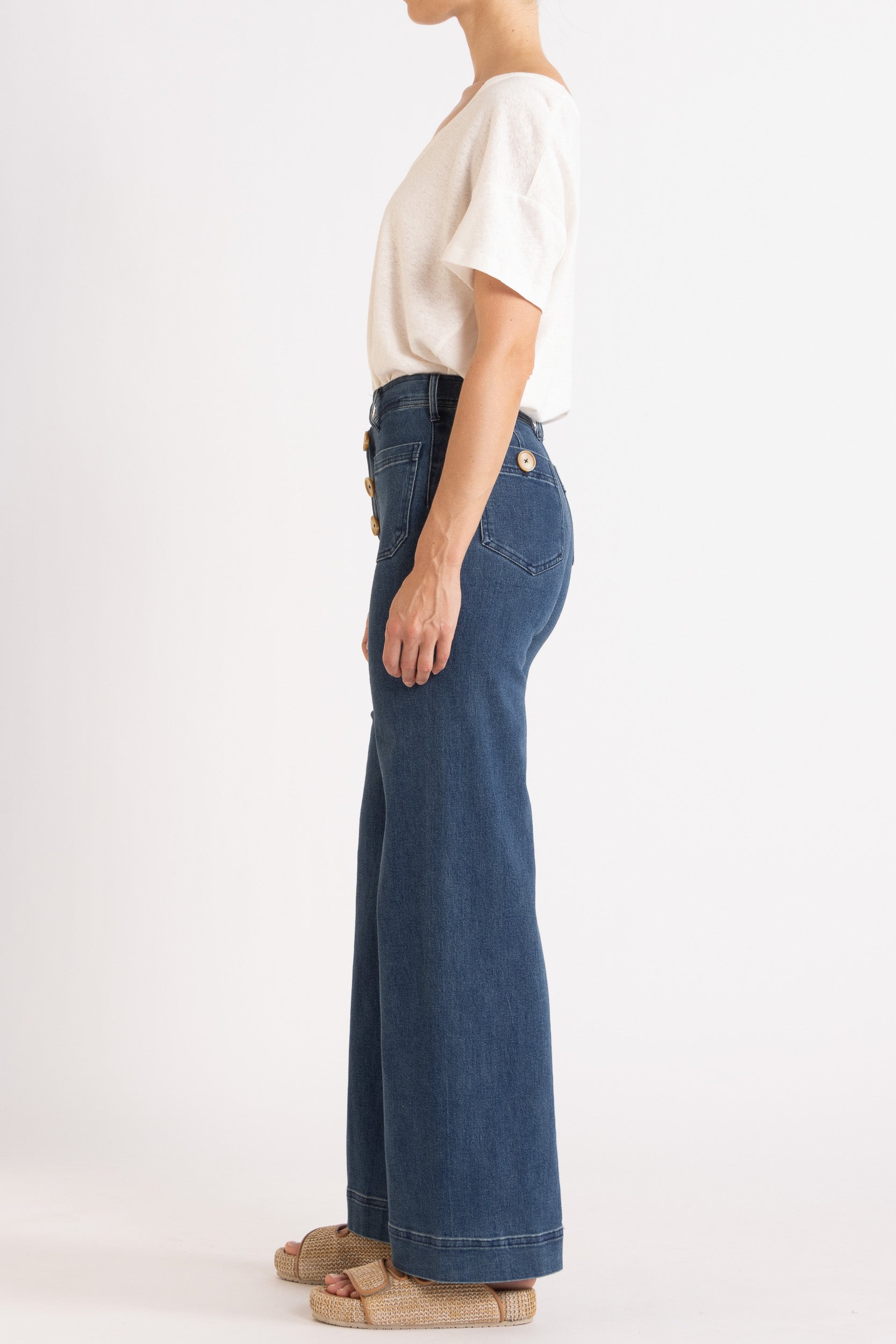 Sawyer V Neck Cotton-Linen T-Shirt