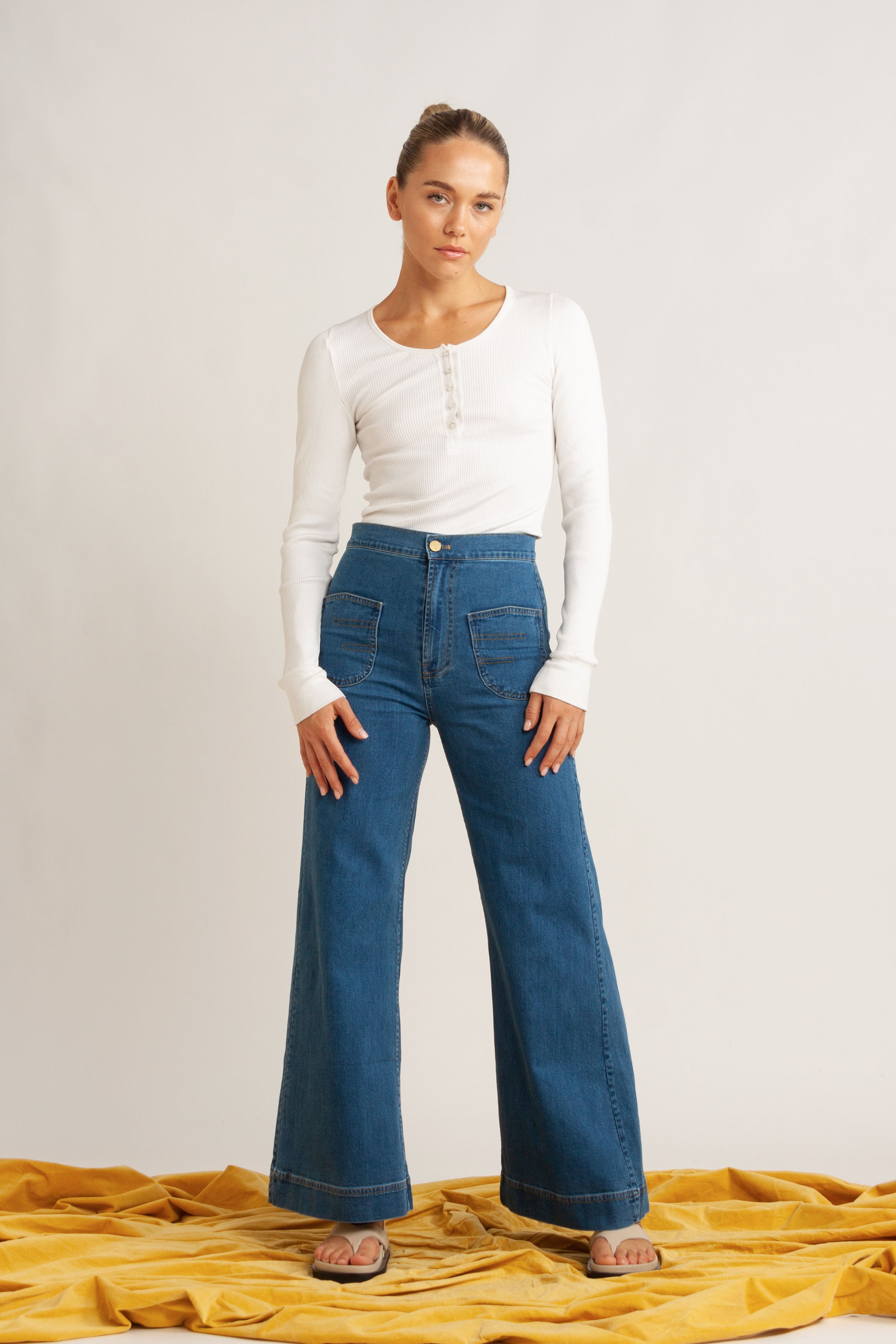 Ensemble - Clover Long Sleeve Top, Raven Jean & Kindred Sandal