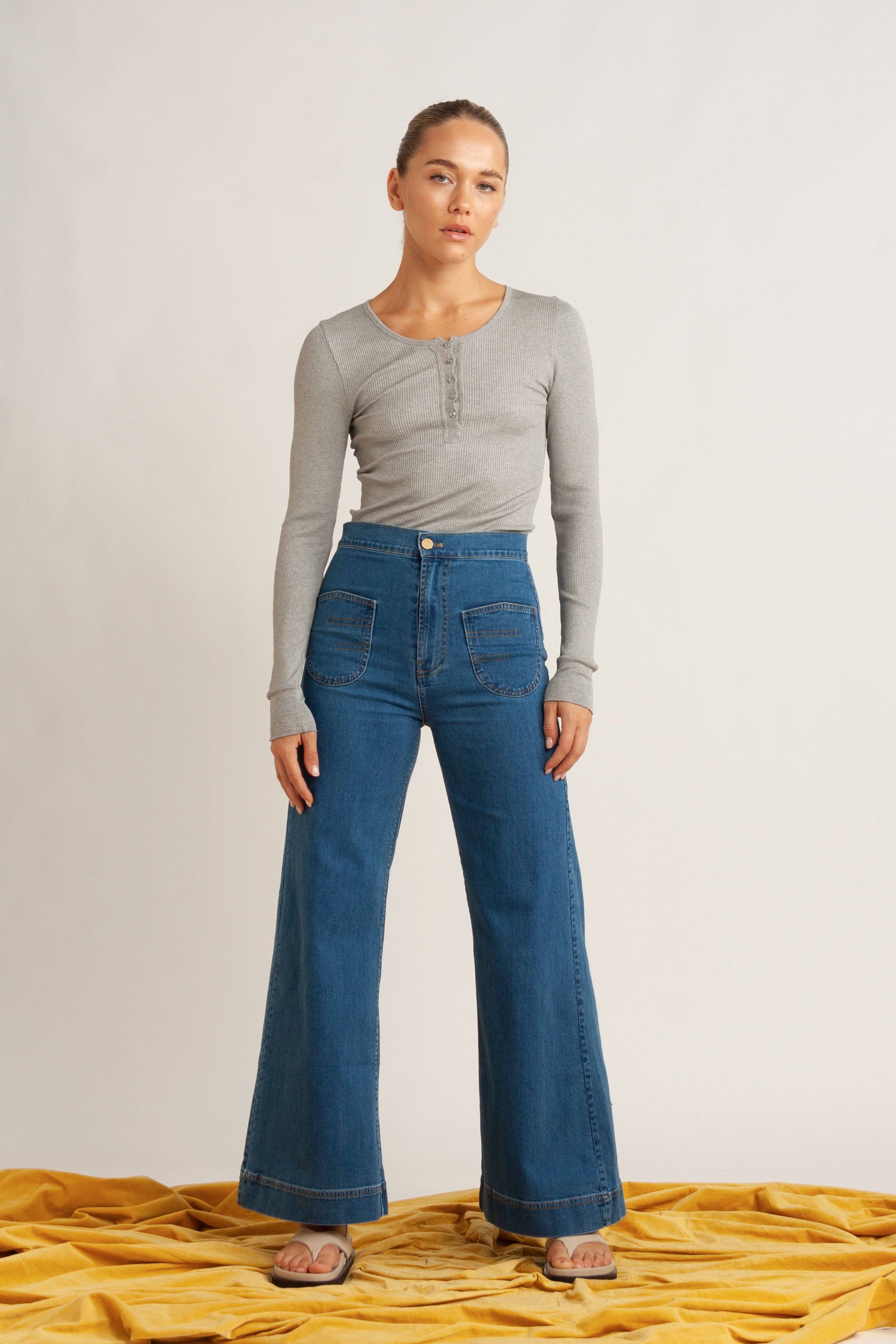 Ensemble - Clover Long Sleeve Top, Raven Jean & Kindred Sandal