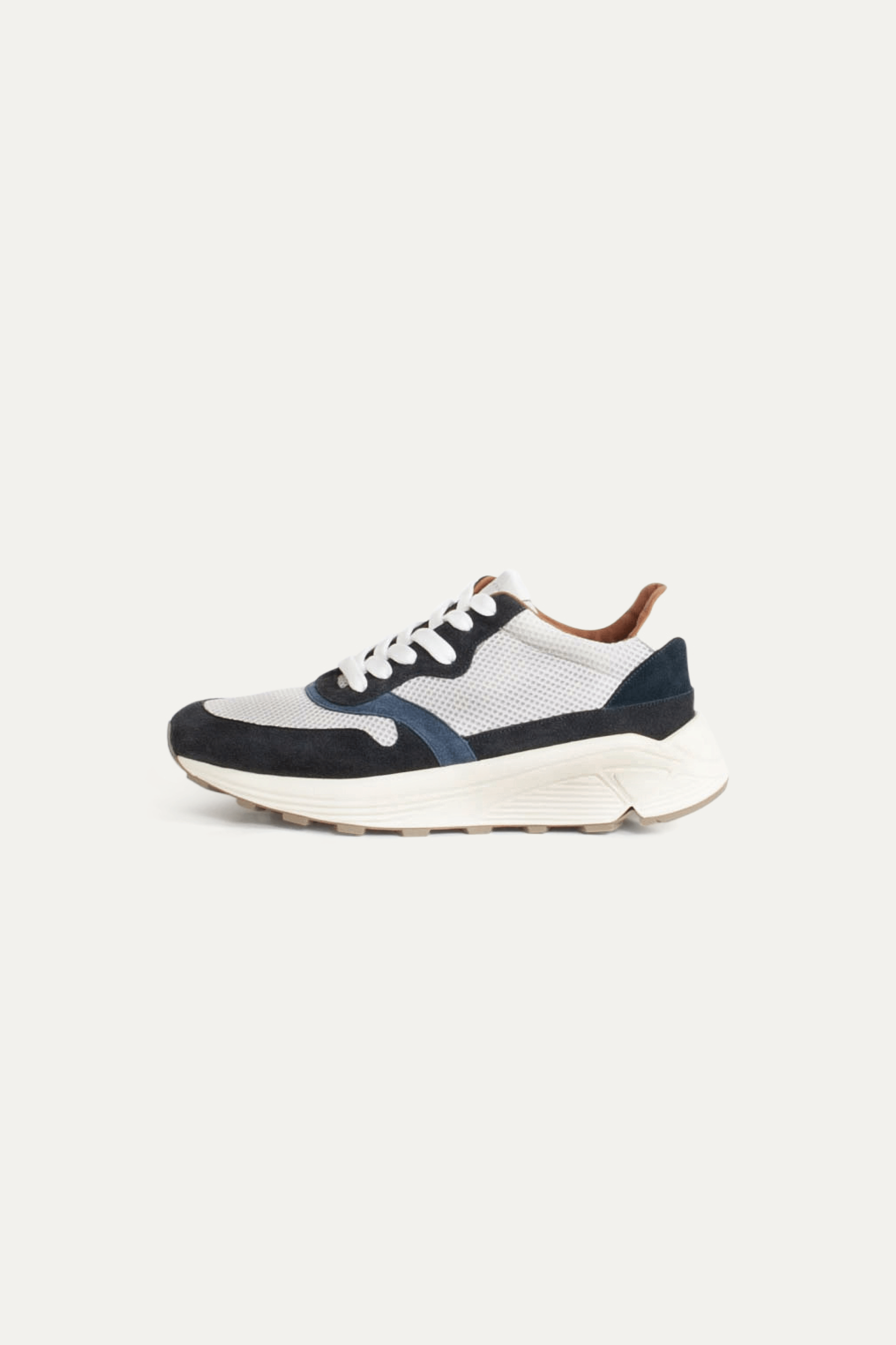 Evan Sneaker