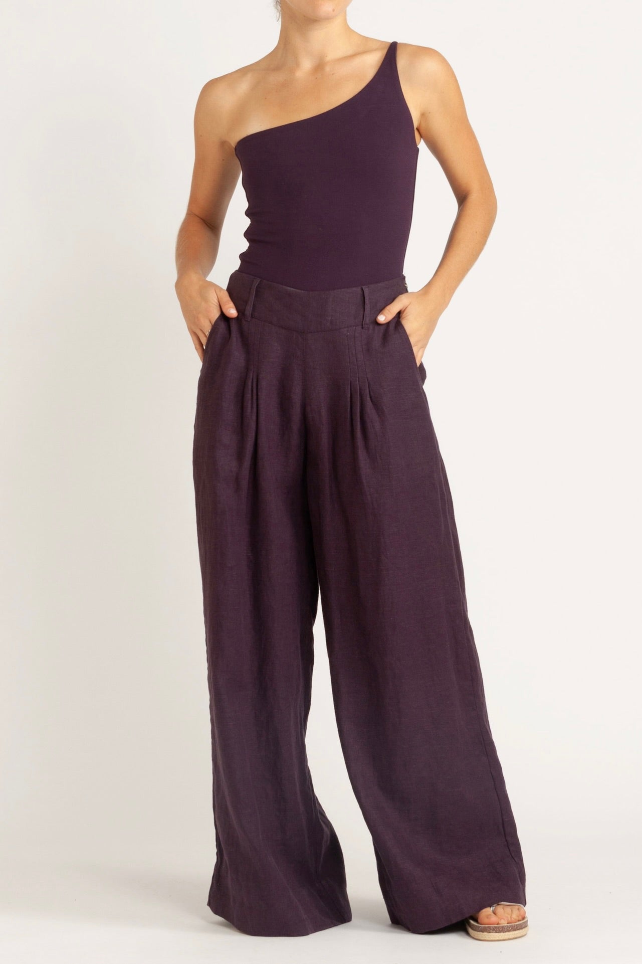 Roe One-Shoulder Bodysuit