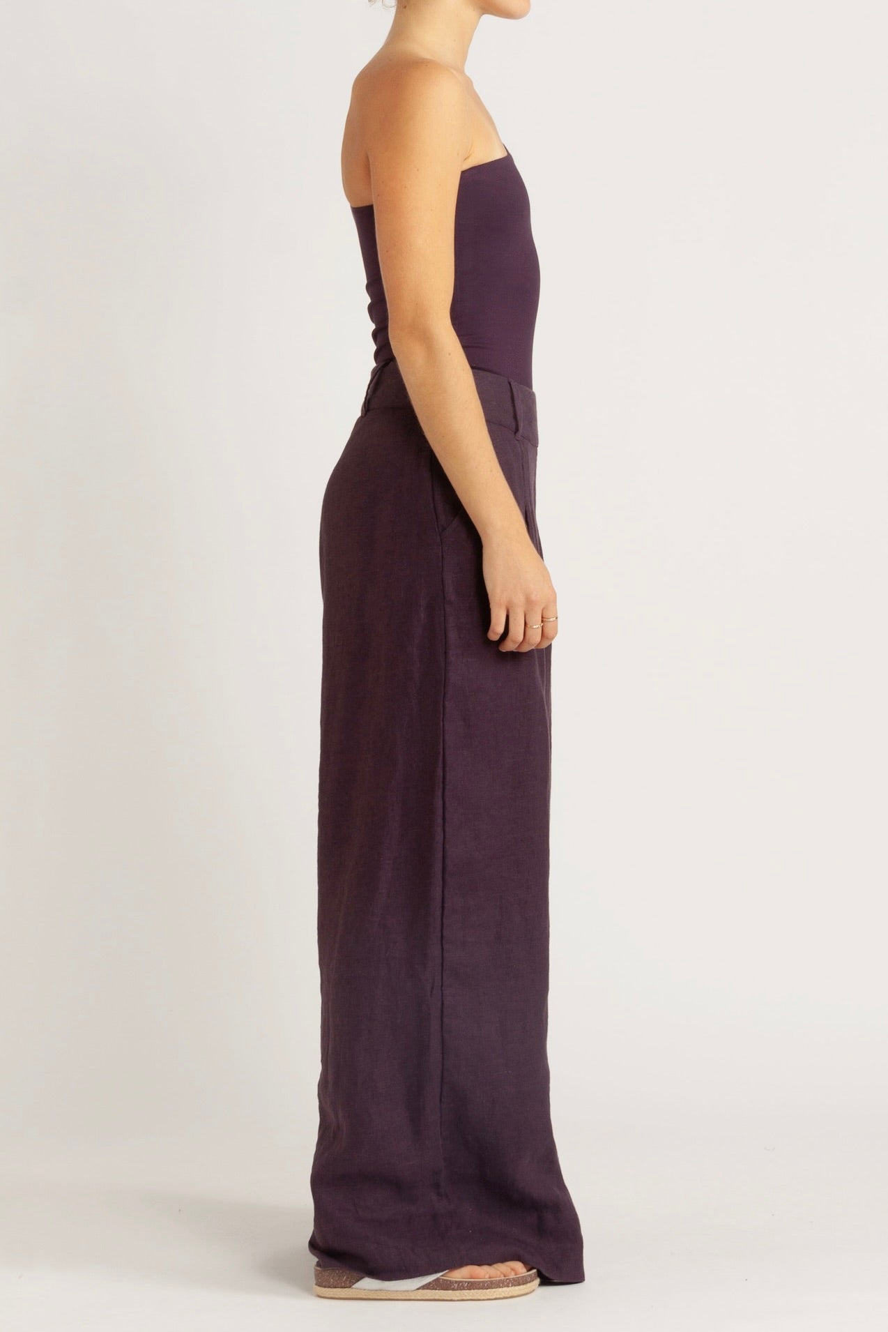 Roe One-Shoulder Bodysuit