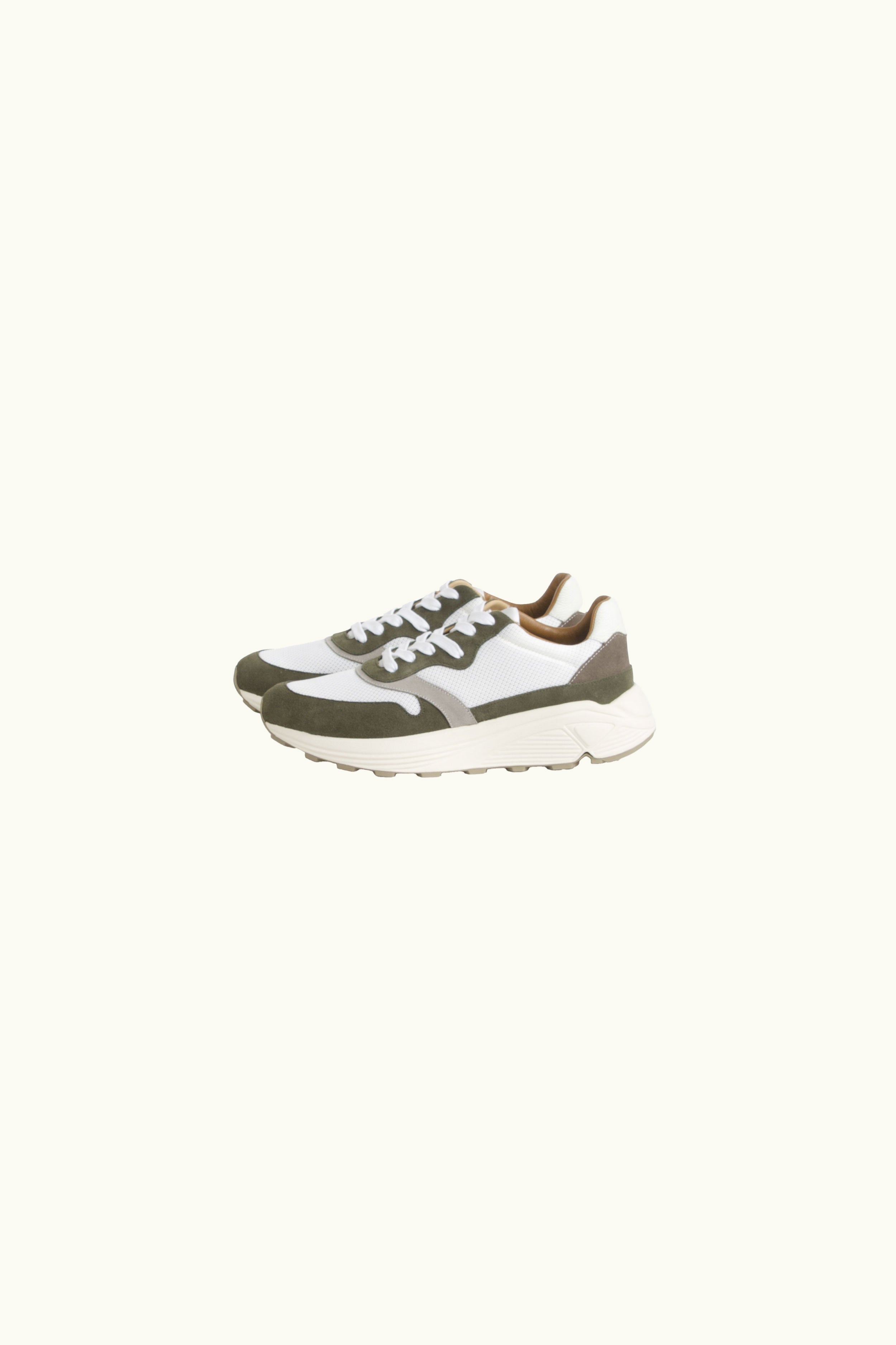 Evan Sneaker