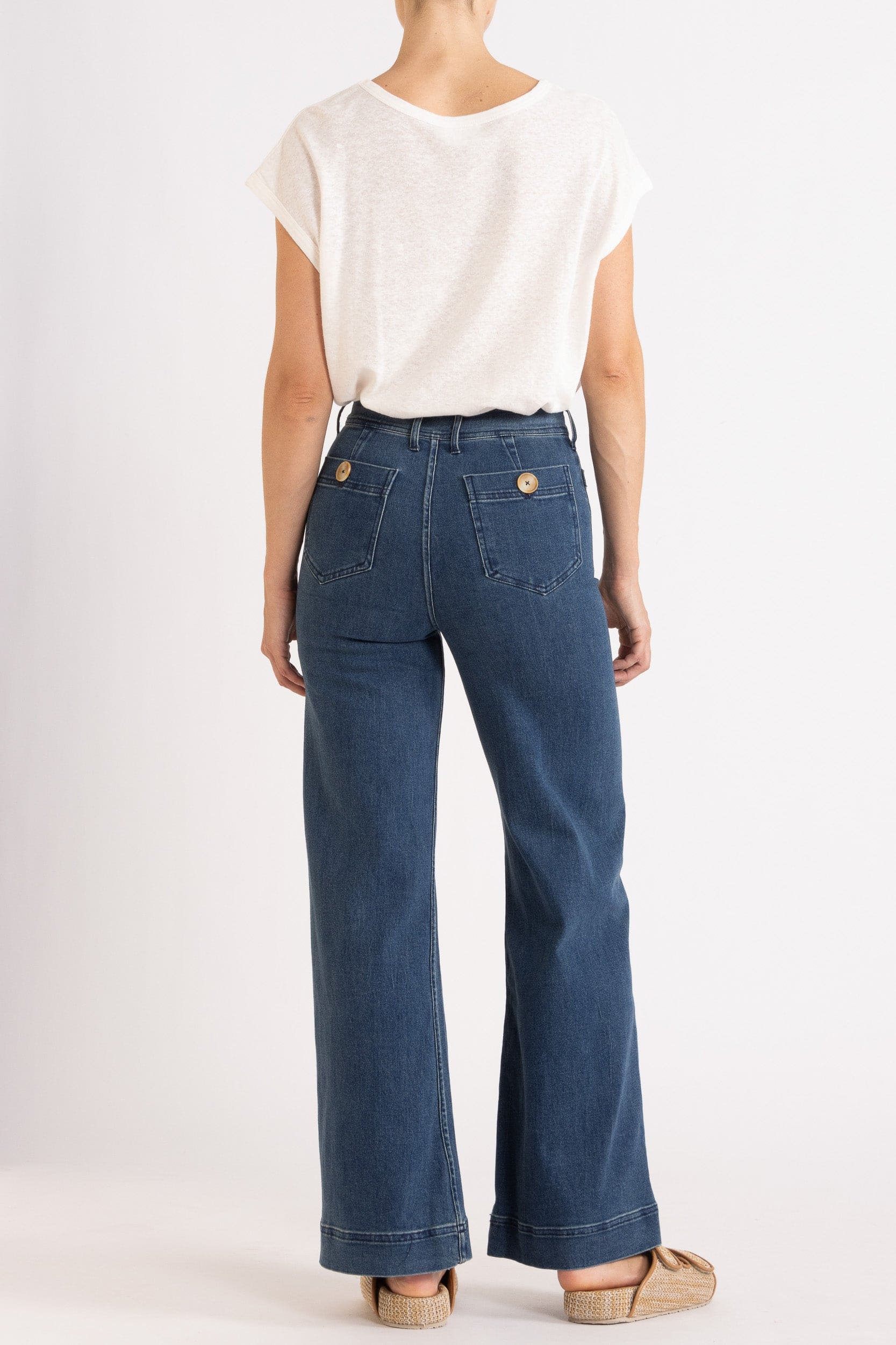 Sawyer Basic Cotton-Linen T-Shirt