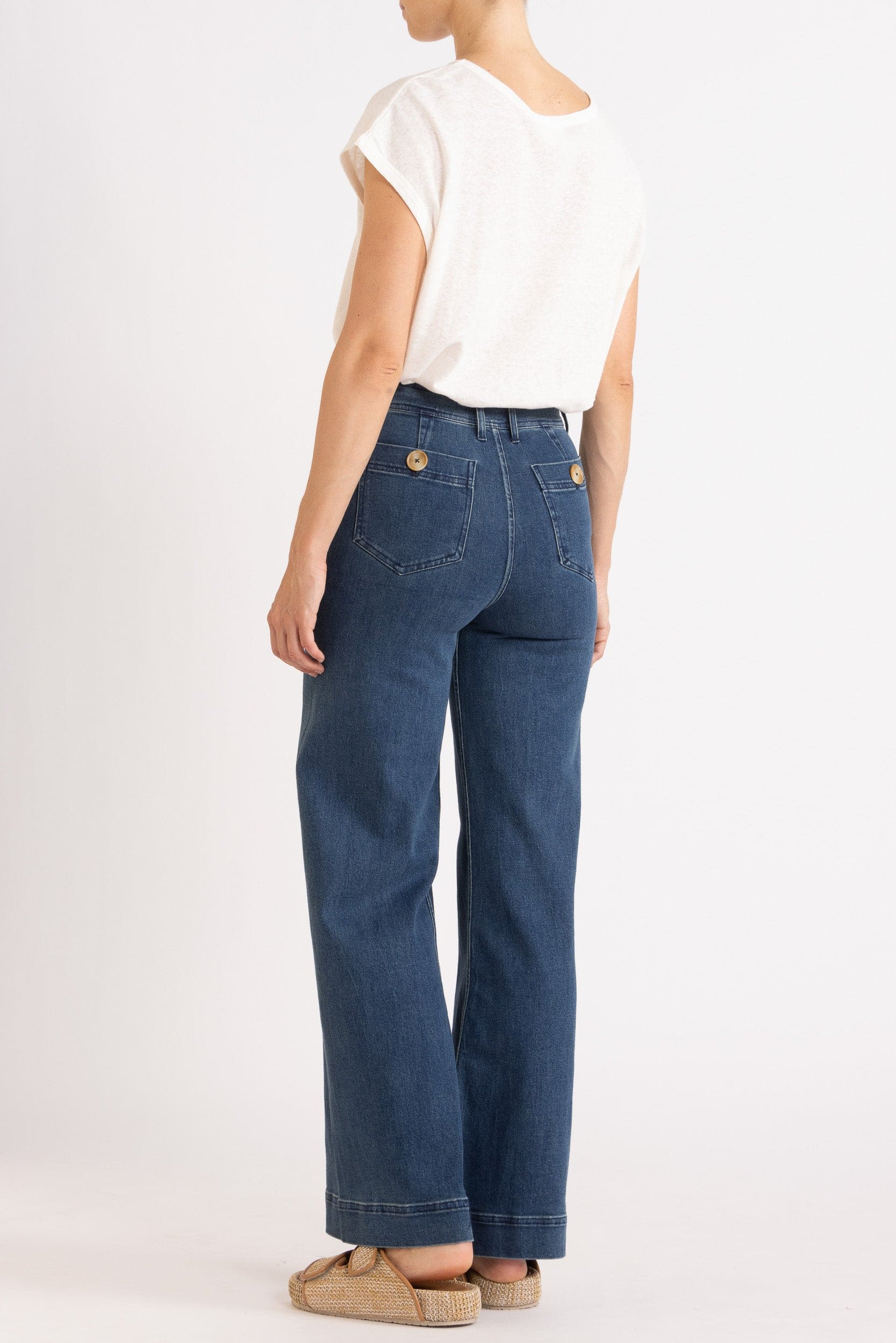 Sawyer Basic Cotton-Linen T-Shirt