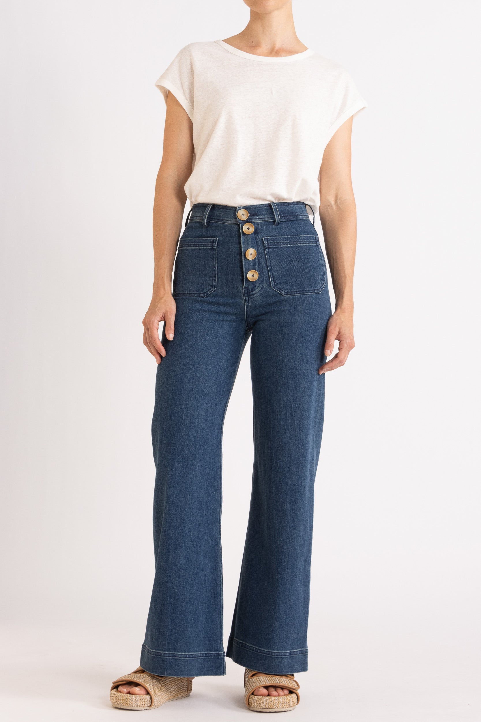 Sawyer Basic Cotton-Linen T-Shirt