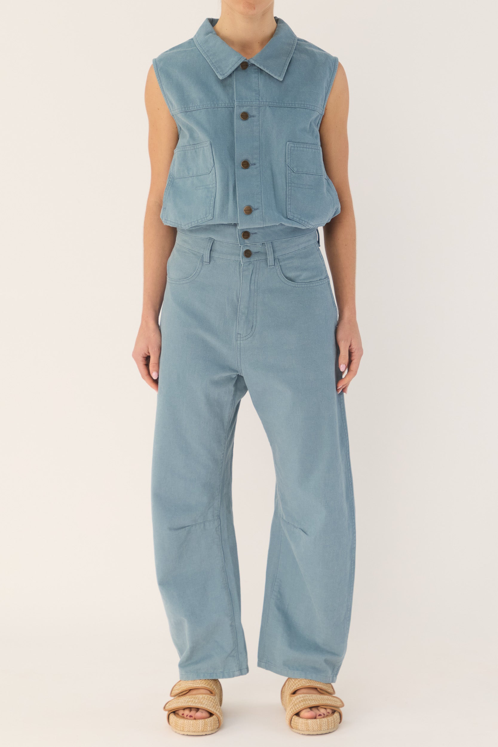 Andie Bow Leg Pant